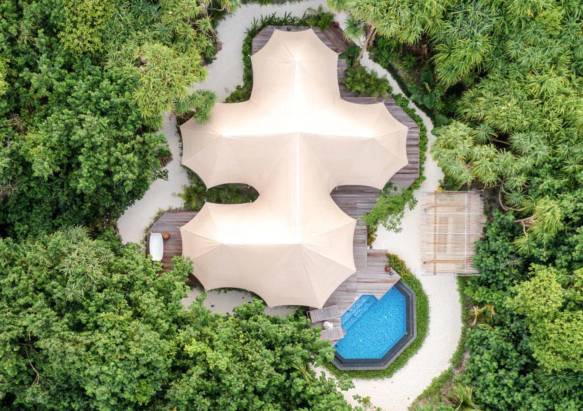 Sirru Fen Fushi Private Lagoon Maldives 5*