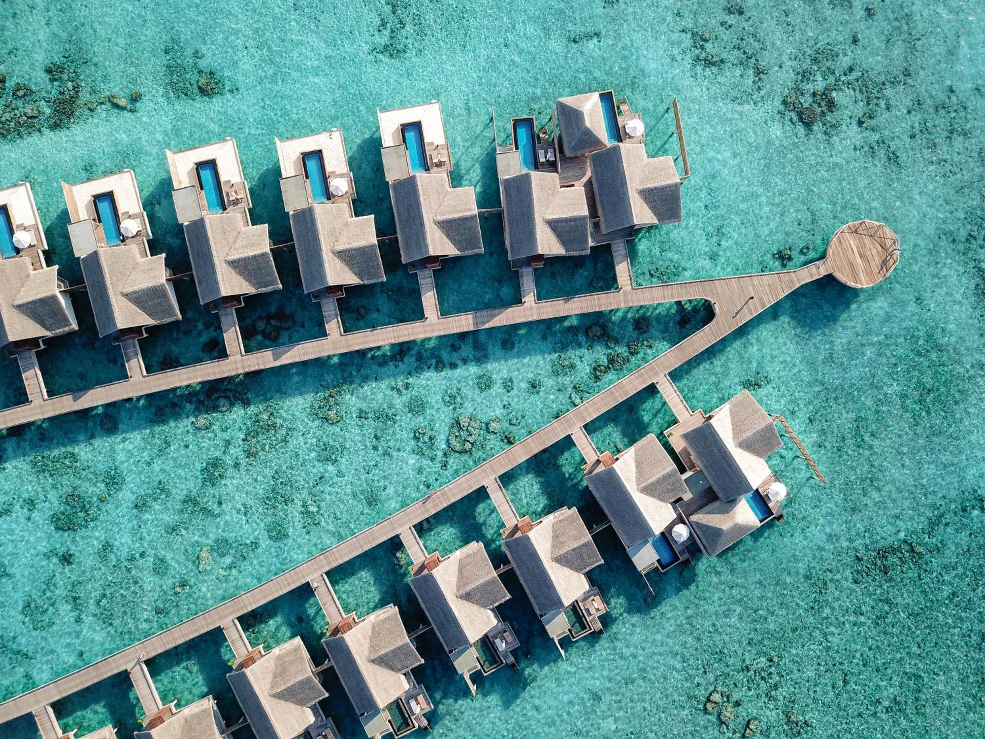Resort Fairmont Maldives, Sirru Fen Fushi