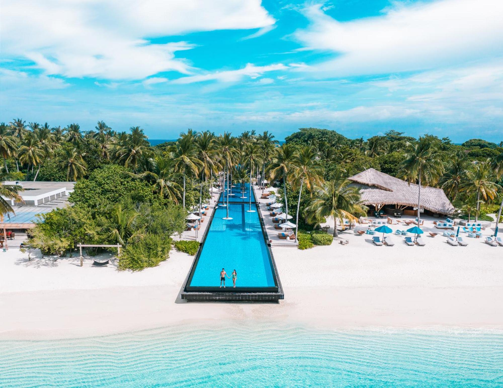 Fairmont Maldives, Sirru Fen Fushi