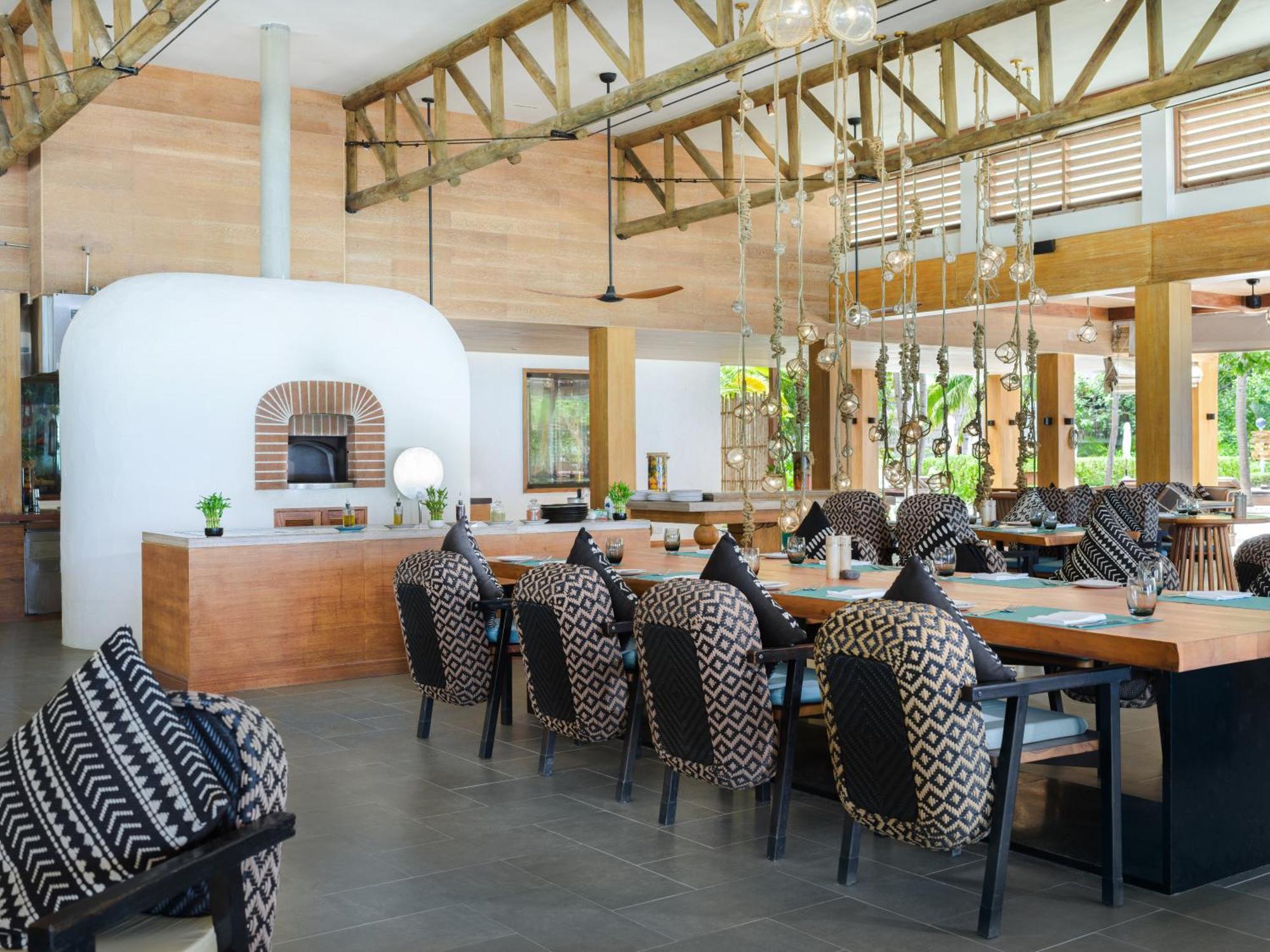 Fairmont Maldives, Sirru Fen Fushi Resort 5*