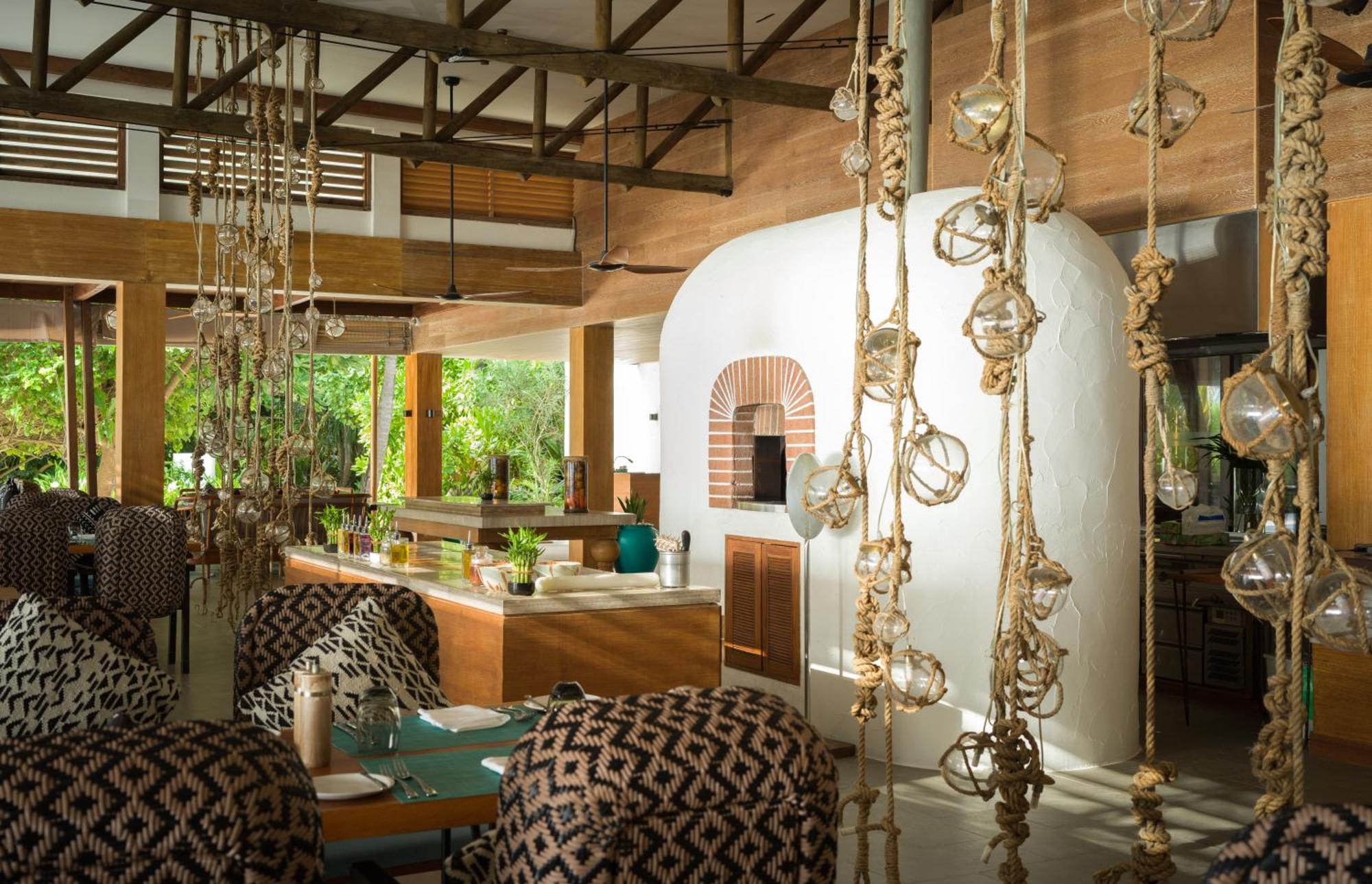 Fairmont Maldives, Sirru Fen Fushi 5* Bileffahi