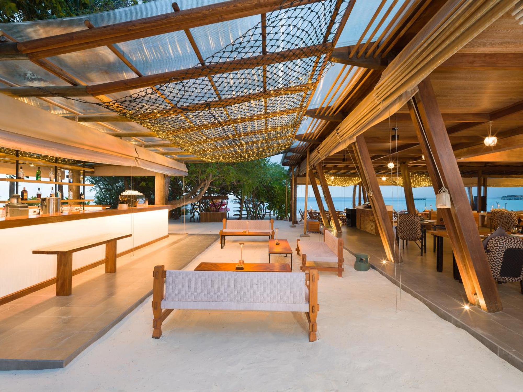 Fairmont Maldives, Sirru Fen Fushi Resort 5*