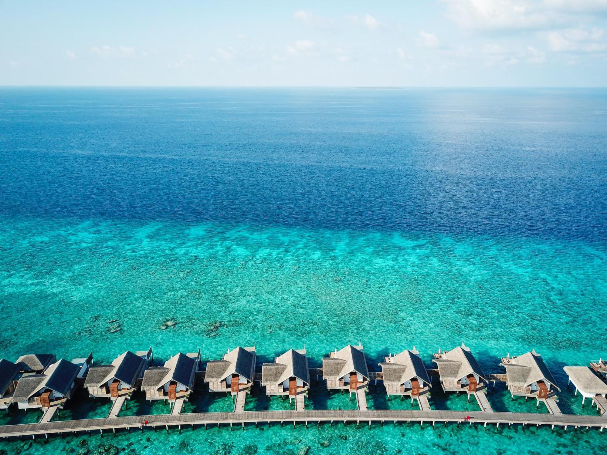 Fairmont Maldives, Sirru Fen Fushi